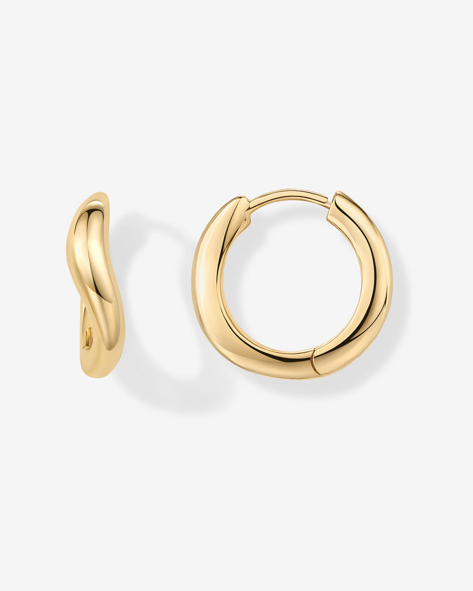 Wonderfully Wavy! deals 14 Karat Gold Plated Flat Wavy Hoop Earrings