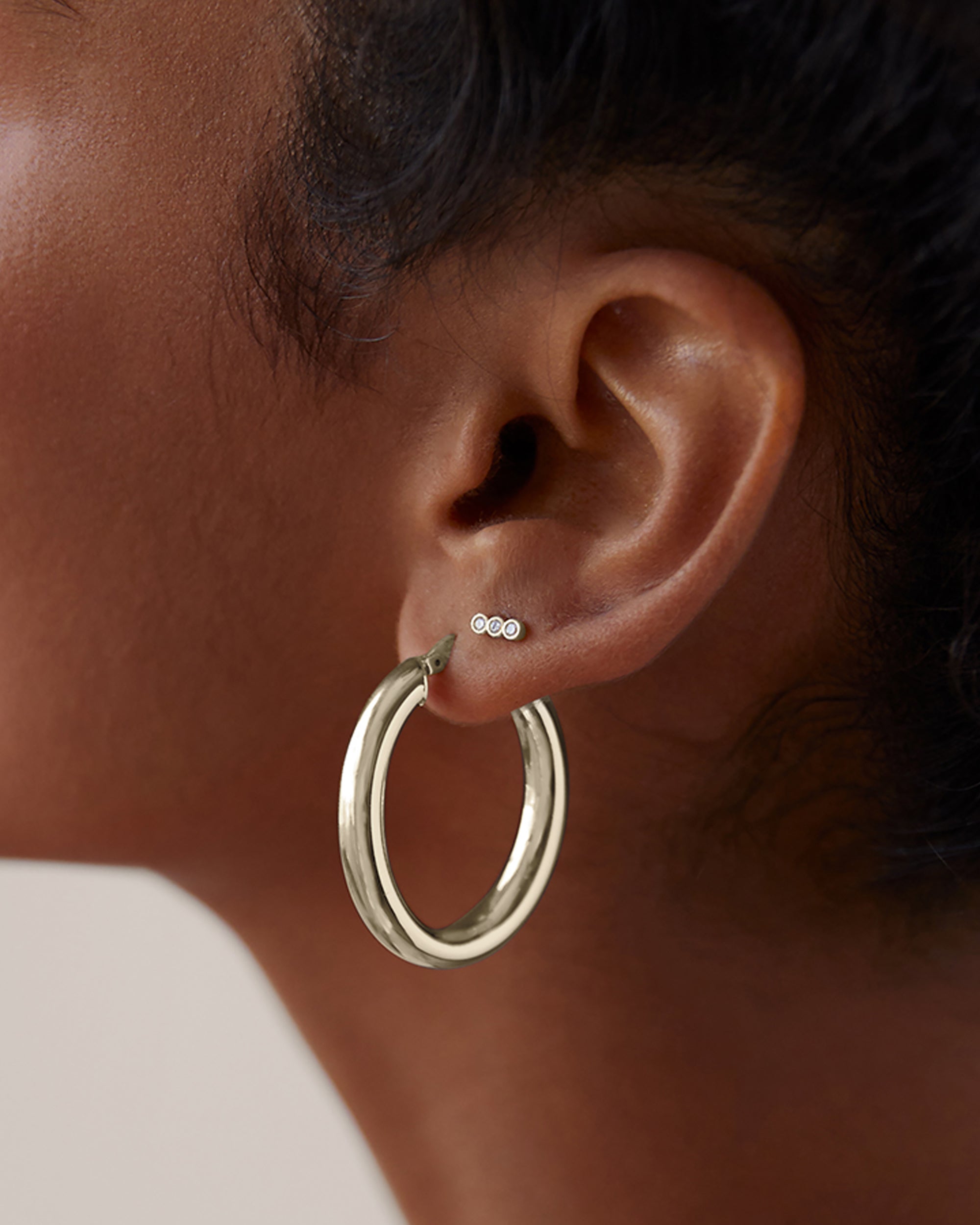 Black Bar Hoop Earrings – Vernacular